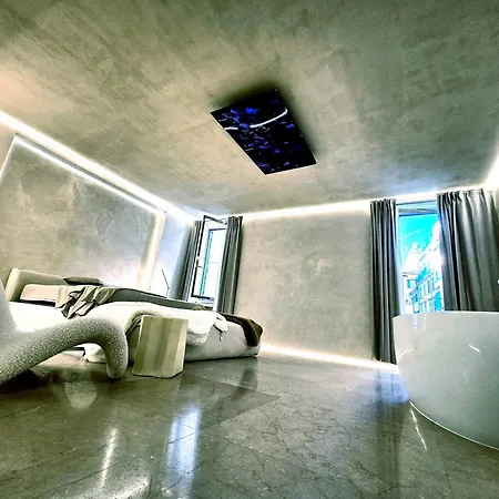 Dune At Spanish Steps Luxury Apartment-suite