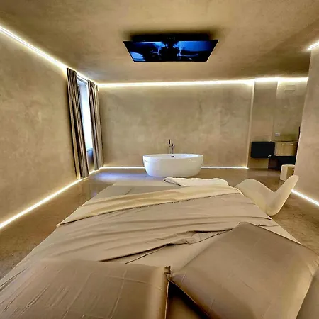 Apartment Dune At Spanish Steps Luxury Apartment-suite *