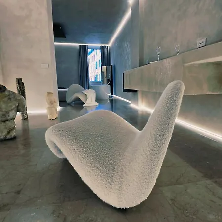 Apartment Dune At Spanish Steps Luxury Apartment-suite