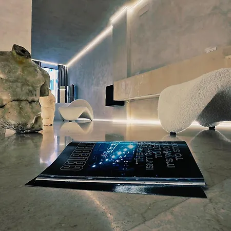Dune At Spanish Steps Luxury Apartment-suite