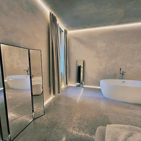 Dune At Spanish Steps Luxury Apartment-suite Rome
