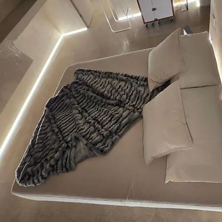 Apartment Dune At Spanish Steps Luxury Apartment-suite *