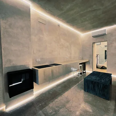 Dune At Spanish Steps Luxury Apartment-suite